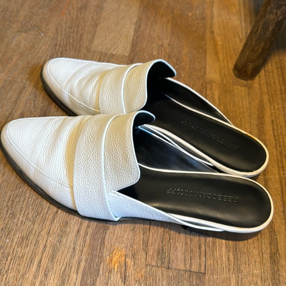 Rebecca Minkoff Mika Mule EUC - Picture 4 of 9